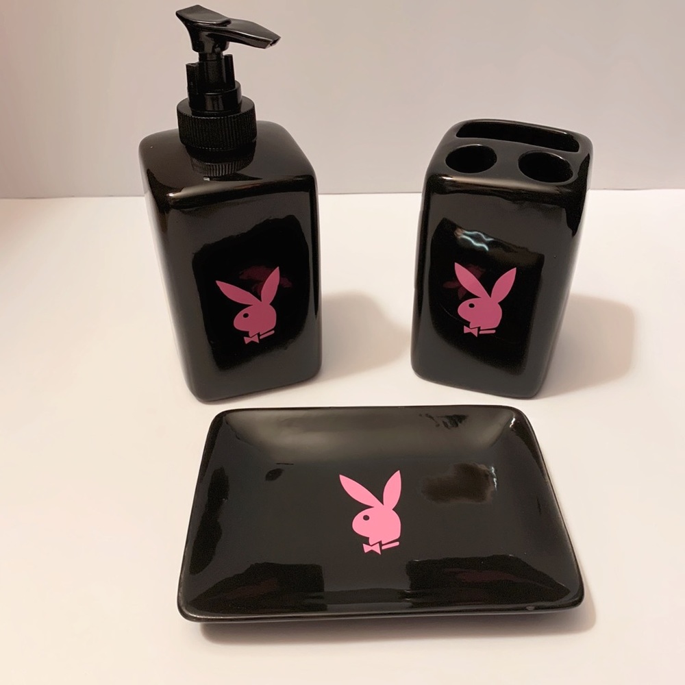 Playboy Bath Set